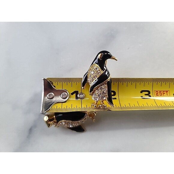 Penguin Couple Rhinestone & Enamel Gold Tone Brooch Vintage Costume Jewelry READ - Picture 8 of 11